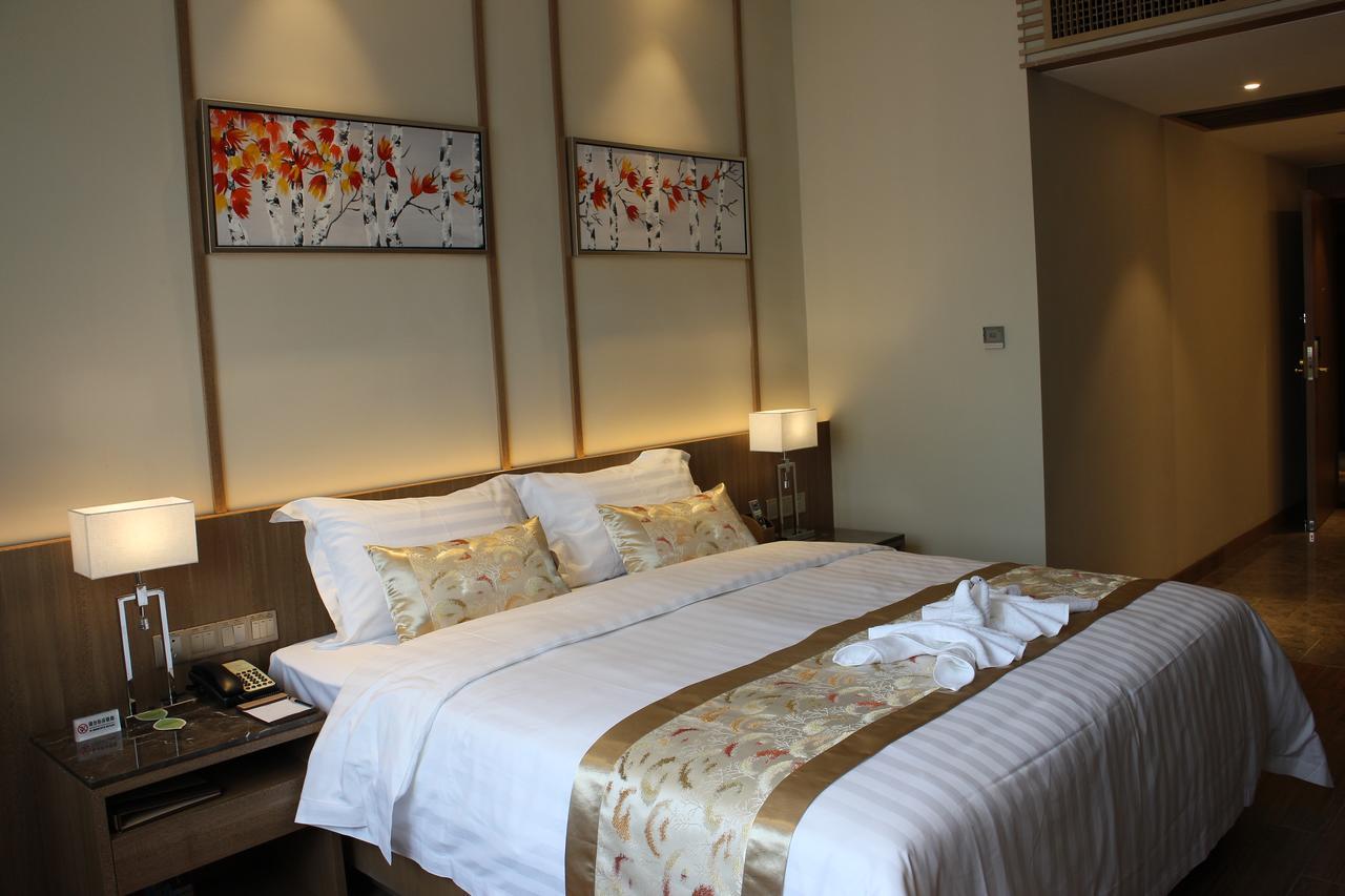 Southern-Club Station 1 Hotel-Free Canton Fair Shuttle Bus מראה חיצוני תמונה