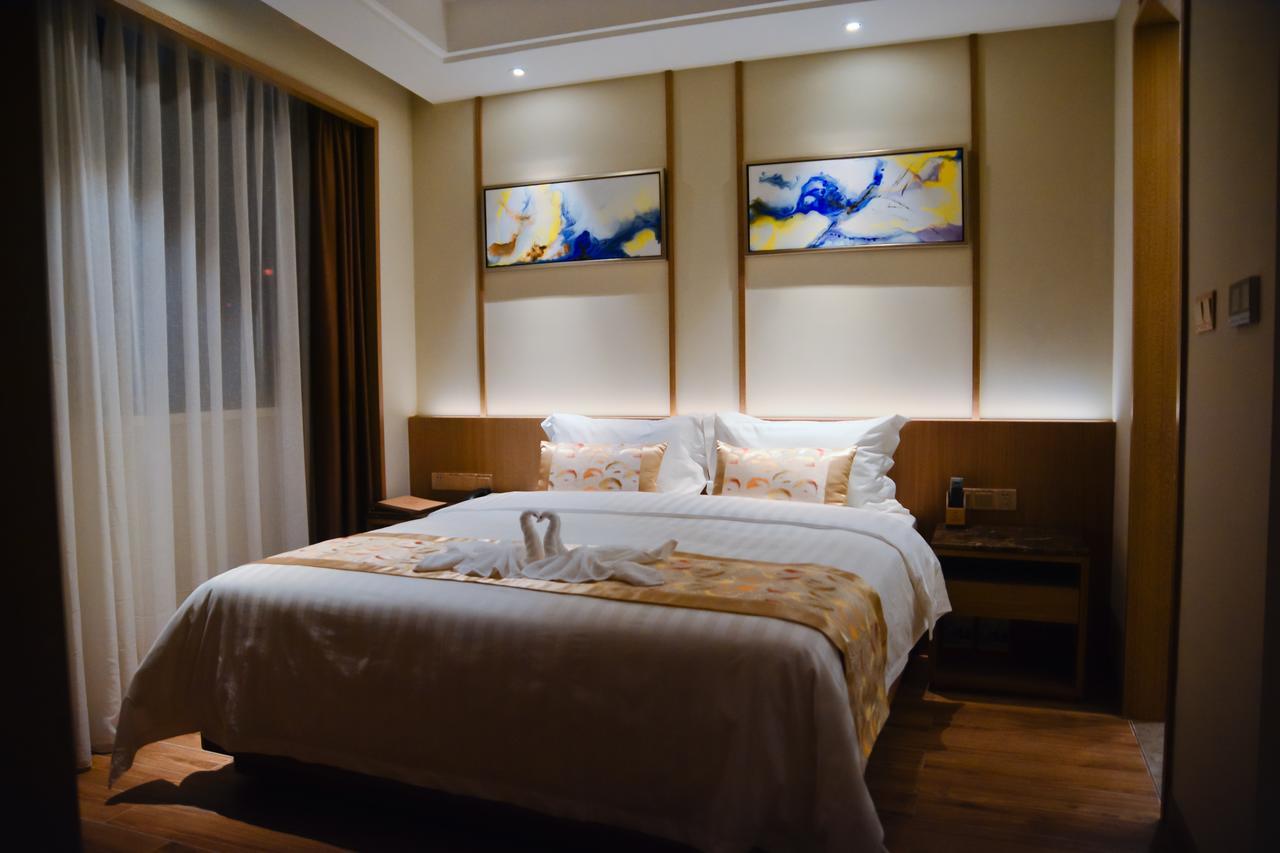 Southern-Club Station 1 Hotel-Free Canton Fair Shuttle Bus מראה חיצוני תמונה